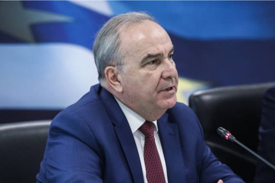 Ο «μπαταχτσής» και «πονηρός» υπουργός της κυβέρνησης