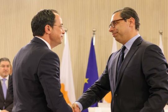 Αλλαγή πλεύσης ή «μια απ’ τα ίδια» στην Κύπρο;