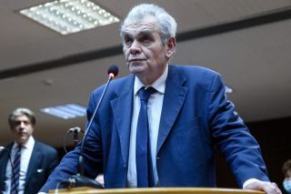 Οταν η προπαγάνδα σπάει τα μούτρα της