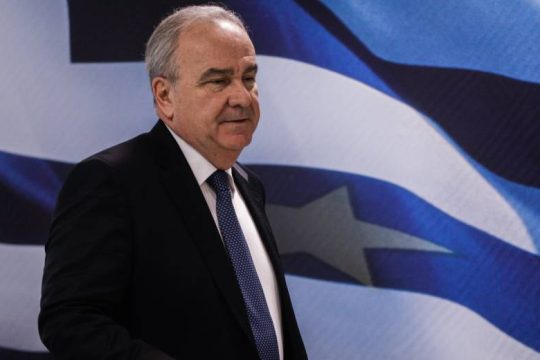 «Μπουρλότο» με τις δανειακές υποχρεώσεις Παπαθανάση