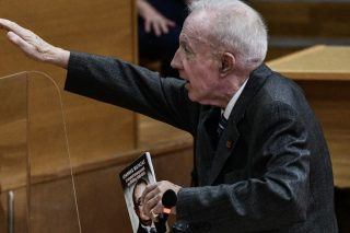 ΔΣΑ: Διαγραφή Κ. Πλεύρη για τον ναζιστικό χαιρετισμό μπροστά στη Μάγδα Φύσσα