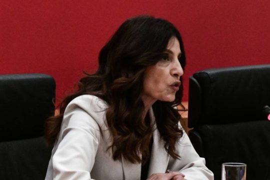 Π. Τσαπανίδου: Ο κ. Παπαθανάσης οφείλει ξεκάθαρες απαντήσεις στο λαό