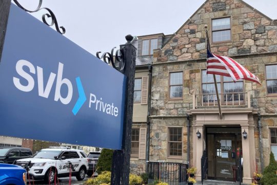 Silicon Valley Bank: Οι φόβοι για εξαγωγή της κρίσης και τα μέτρα στις ΗΠΑ