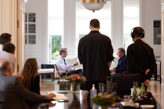 Xιλιάδες οργισμένα σχόλια πολιτών κατά Μητσοτάκη 