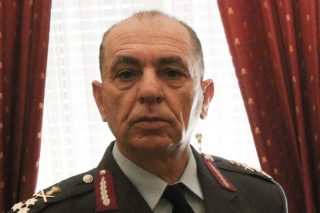 Τι κρύβει η αποκαθήλωση του αρχηγού της ΕΛ.ΑΣ.