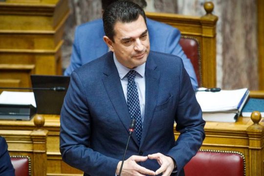 Live η συζήτηση του νομοσχεδίου για ιδιωτικοποίηση του νερού 