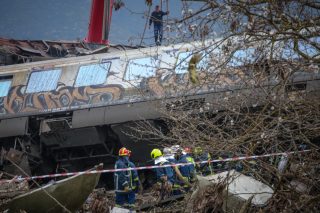 Σοβαρό σιδηροδρομικό ατύχημα κοντά στα Τέμπη