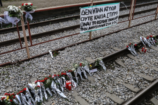 «Συγκλονίζομαι από τη σύγκρουση των τρένων στην Ελλάδα»