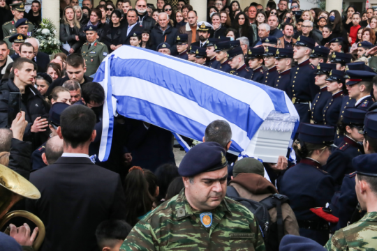 Περισσεύει ο θρήνος στον αποχαιρετισμό των θυμάτων της τραγωδίας