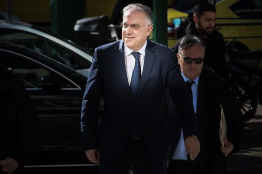 Τραγέλαφος: Κατηγορούν τον ΣΥΡΙΖΑ για αποσπάσεις που υπέγραψαν οι ίδιοι