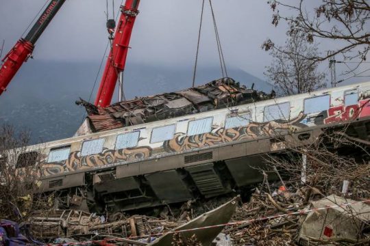 Παραμένουν τα ερωτήματα κι οι αντιδράσεις παρά την αποχώρηση Ζηλιασκόπουλου