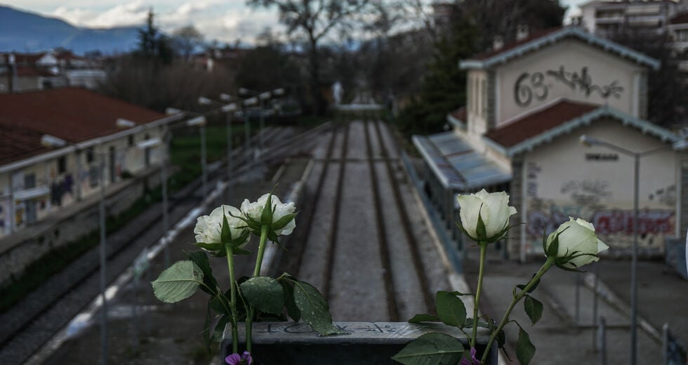Συνένοχοι Δημόσιο και Hellenic Train στο έγκλημα των Τεμπών