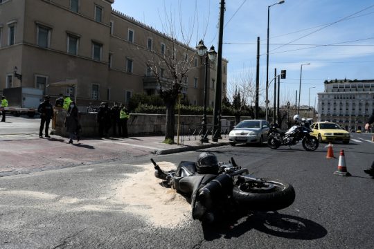 Τροχαίο έγκλημα στη Βουλή: «Δύο χρόνια μετά δεν έχει αλλάξει τίποτα»