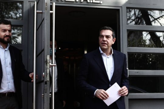 Τετ α τετ Τσίπρα – Μενουδάκου