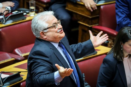 «Άδειασμα» Τζαβάρα σε Βορίδη για τη μετάταξη του σταθμάρχη