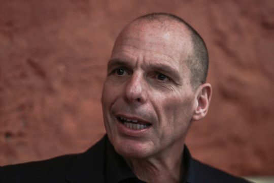 Επίθεση σε Βαρουφάκη: Ελεύθερος με περιοριστικούς όρους ο 19χρονος