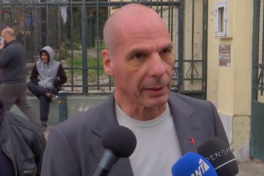 Αποπομπή Θεοδωρικάκου ζητά από τον πρωθυπουργό ο Γ. Βαρουφάκης