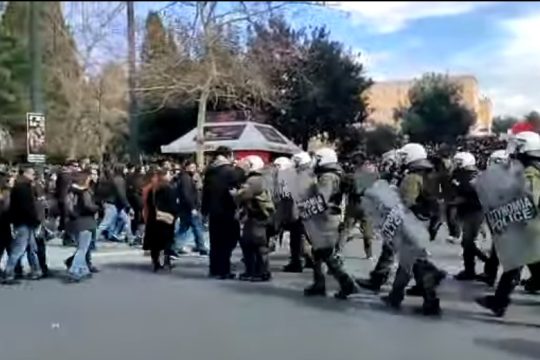 ΣΥΡΙΖΑ για τα ντοκουμέντα αστυνομικής βίας: Επικίνδυνος για τους πολίτες ο Μητσοτάκης