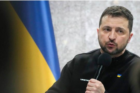 Ο Ζελένσκι πιέζει να συσταθεί διεθνές δικαστήριο για τη Ρωσία
