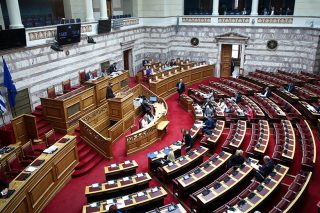 Μετά το Πάσχα η τυπική διάλυση της Βουλής