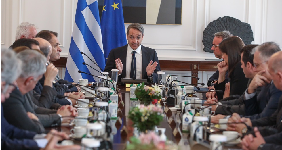 «Φταίμε όλοι!»