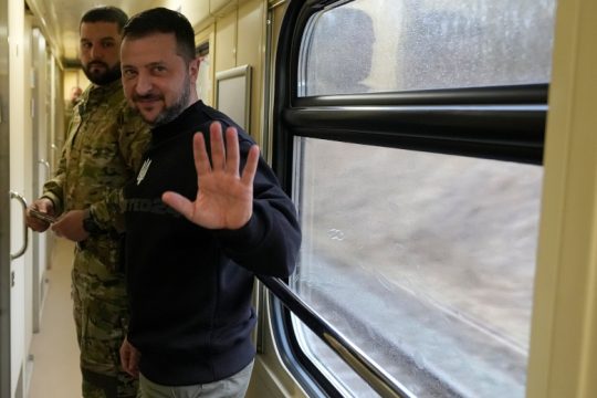 Ζελένσκι: Εάν πέσει η Μπαχμούτ θα με πιέσουν να συμβιβαστώ