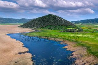 Πρόταση για μια θαυμάσια κοντινή εκδρομή σε Ν. Εύβοια, λίμνη Δύστου και ακτές του Αιγαίου
