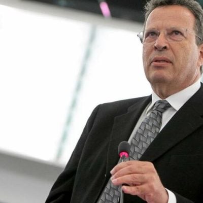 Παγίδα η κούρσα εξοπλισμών με την Τουρκία