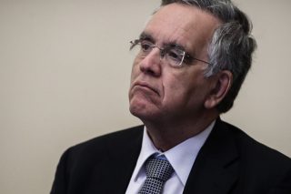 Δικαίωση Ντογιάκου με τις «ευχές» της κυβέρνησης