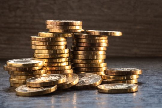 Ποιος «κουρεύει» τις καταθέσεις;