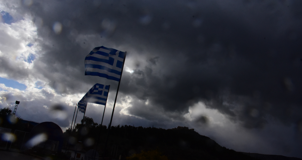 Βροχές και καταιγίδες σε κεντρικά, ανατολικά και βόρεια
