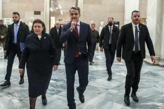 «Ρουσφέτια της τελευταίας στιγμής» στα μεγάλα μουσεία
