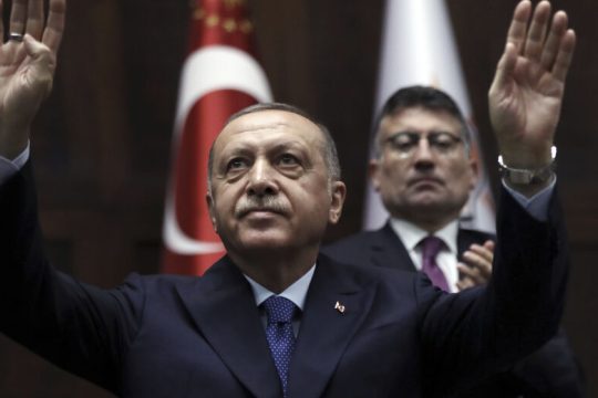 Οργιο φημών για την υγεία του Ερντογάν