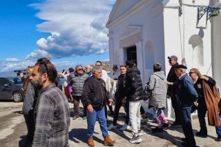 «Να παραμείνουν οι αρχαιολόγοι του νησιού στις θέσεις τους»