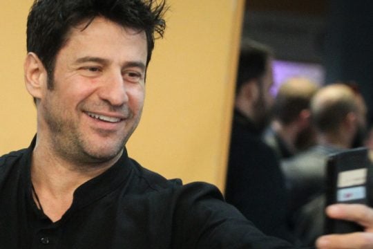 Γεωργούλης: Απομονωμένος από ΣΥΡΙΖΑ, ευρωπαϊκή Αριστερά-Τι συμβαίνει στο Βέλγιο
