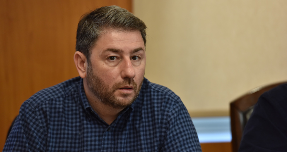 Ανδρουλάκης: Αν είμαστε στην κυβέρνηση, θα αλλάξει ο νόμος για τις παρακολουθήσεις
