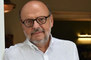 «Το επιτελικό κράτος αποδείχτηκε τελικά παρακράτος»