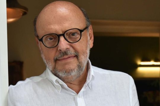 «Το επιτελικό κράτος αποδείχτηκε τελικά παρακράτος»