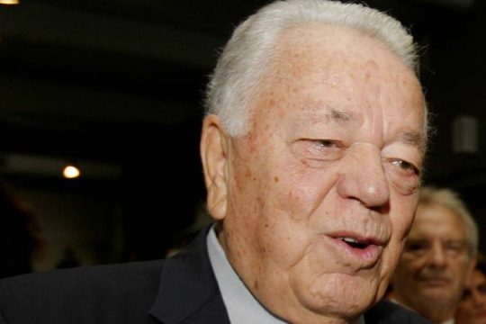 Πέθανε ο Γιώργος Μπόμπολας