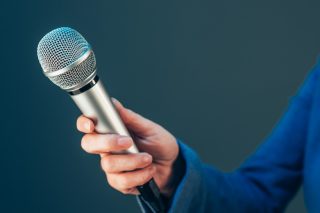 «Οχι στη βιομηχανία SLAPPs με όχημα τα προσωπικά δεδομένα»