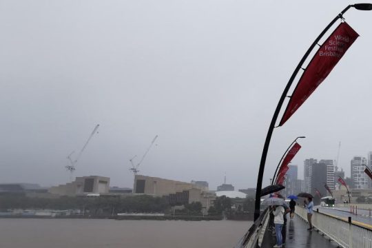 Ισχυρός κυκλώνας με ριπές – ρεκόρ πλήττει την Αυστραλία 