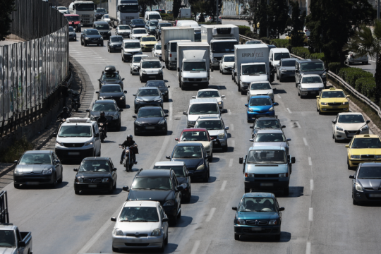 Αυξημένη η κίνηση στις εθνικές οδούς – Επιστρέφουν οι εκδρομείς του Πάσχα
