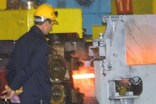 Οι χαμηλοί μισθοί φταίνε για τις ελλείψεις προσωπικού