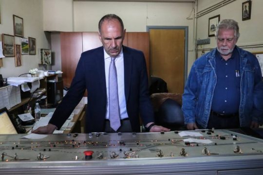 Εξοργιστικές δηλώσεις Γεραπετρίτη για τον σταθμάρχη που την κοπάνησε