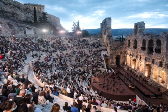 Το πλούσιο πρόγραμμα και οι απαντήσεις που δεν δόθηκαν