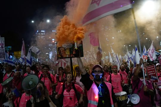 Σταθερά στους δρόμους οι Ισραηλινοί για τη δικαστική μεταρρύθμιση
