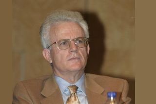 Ο,τι ο Πλεύρης για τον Λαγό, ο Κανελλόπουλος για τον Κασιδιάρη