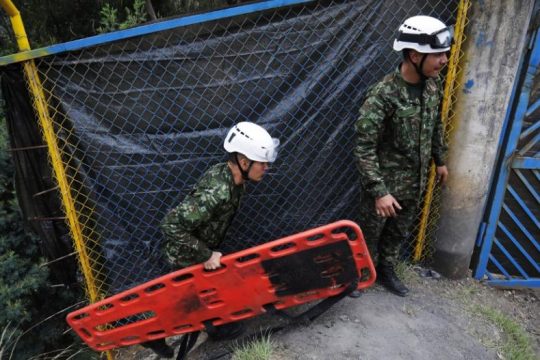 Nεκροί και αγνοούμενοι από έκρηξη σε ανθρακωρυχείο της Κολομβίας