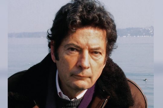 Το βαθύ ανθρώπινο αποτύπωμα ενός φωτισμένου αρχιτέκτονα και ιστορικού