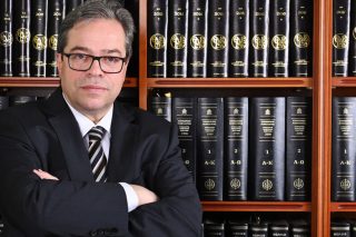 «Υπάρχει σοβαρότατη παραβίαση της συμφωνίας εξυγίανσης, με ποινικές διαστάσεις»